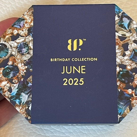 Bomb Party - June 2025 - Lab Created Alexandrite Necklace - Hematite Plating - Picture 3 of 4